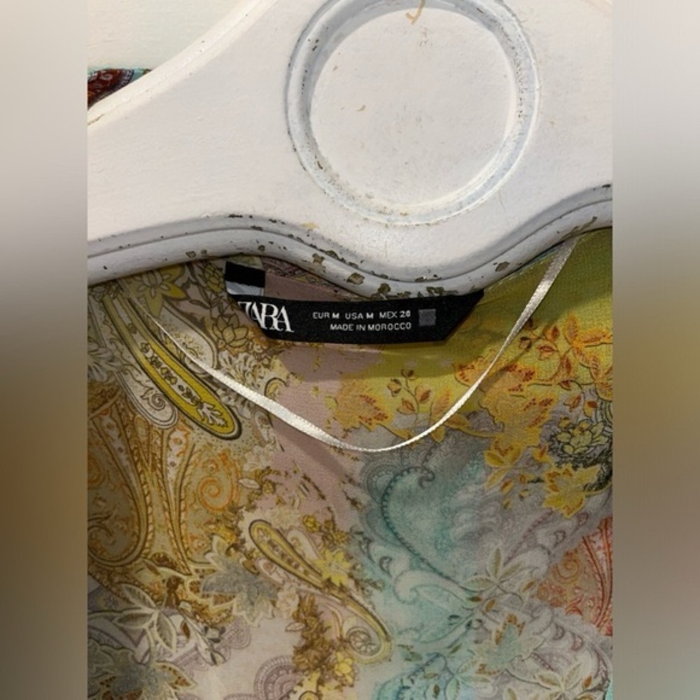 ZARA light colorful printed blouse size M - Picture 3 of 5